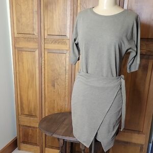 Mind/Matter Faux Wrap Dress Sz S